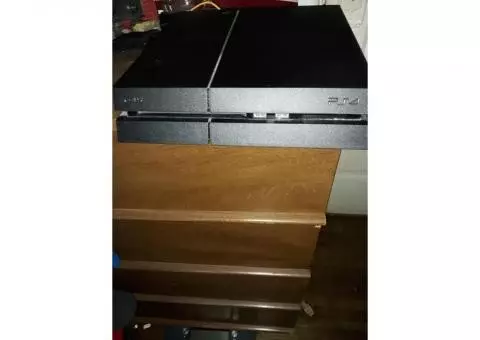Used ps4 and games